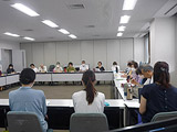 会議の様子３